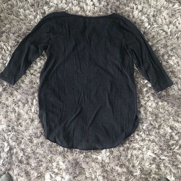 Hollister quarter sleeve rubbed shirt - Picture 3 of 3